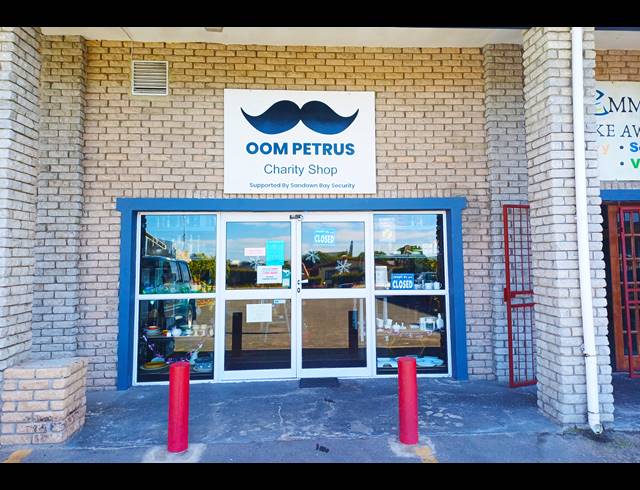 84M² BUSINESS CENTRE FOR SALE IN KLEINMOND CENTRAL